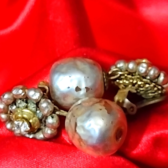 Miriam Haskell Signed Earrings - Picture 5 of 8